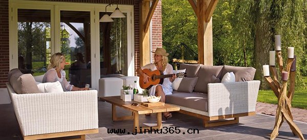 别墅里(lǐ)的小确幸，是(shì)與(yǔ)空(kōng)間(jiān)共(gòng)生