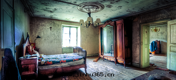 What do you know about humidity and mold?