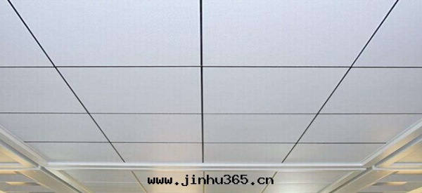 How does villa basement do moisture-proof effect well?